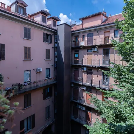 Brera - Casa Elegante In Centro Storico * Milan